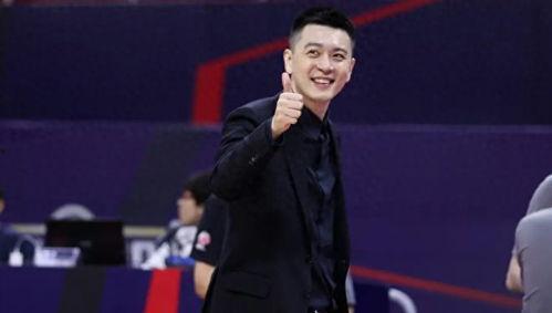 杨鸣回归最新爆料消息视频,揭秘篮球传奇背后的故事 第1张 杨鸣回归最新爆料消息视频,揭秘篮球传奇背后的故事 第1张