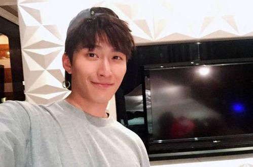 窦骁圈内爆料视频,娱乐圈背后的真实故事 第1张 窦骁圈内爆料视频,娱乐圈背后的真实故事 第1张