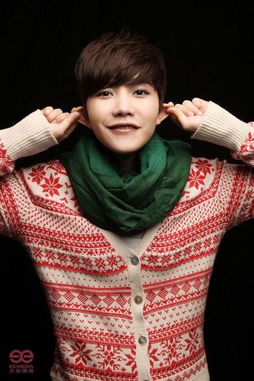 李霄云2025最新爆料,揭秘音乐人生新篇章  第3张